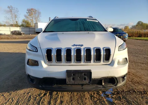 2016 Jeep Cherokee Latitude z USA, uszkodzony, nr VIN 1C4PJMCSXGW182863